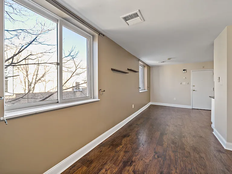 443 Fairmount Ave #C — Photo 6