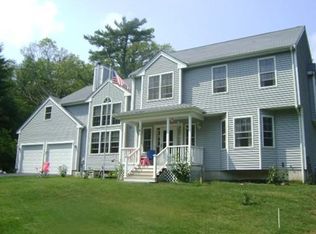 18 Cedar Crest Rd, Dartmouth, MA 02747