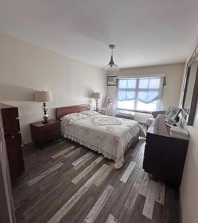 1st image of 240 Shotwell Ave