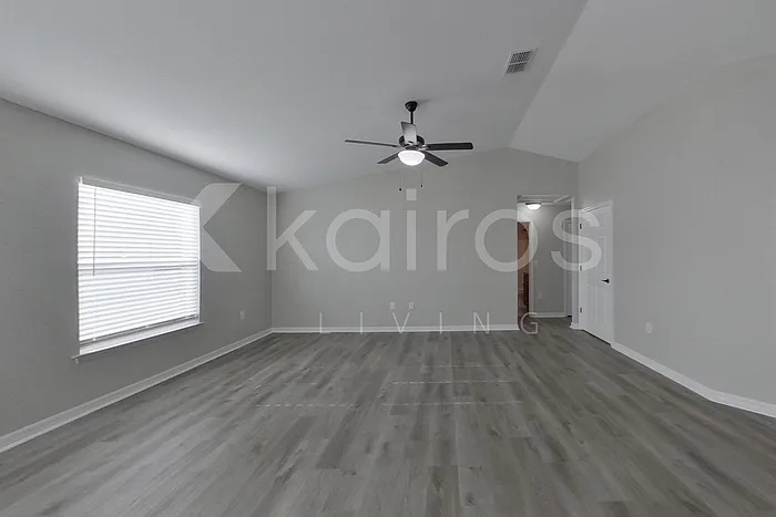 15952 SW 24th Court Rd — Photo 4