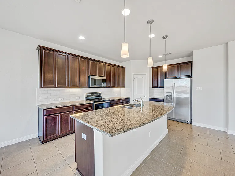 3618 Kennedy Grace Ln — Photo 30