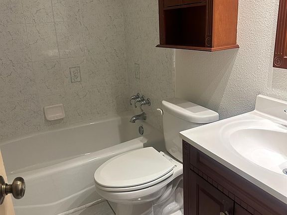 5th image of 4000 Fara Biundo Dr APT 37
