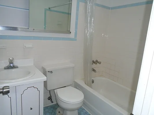 Rented by 18 REALTY | media 54