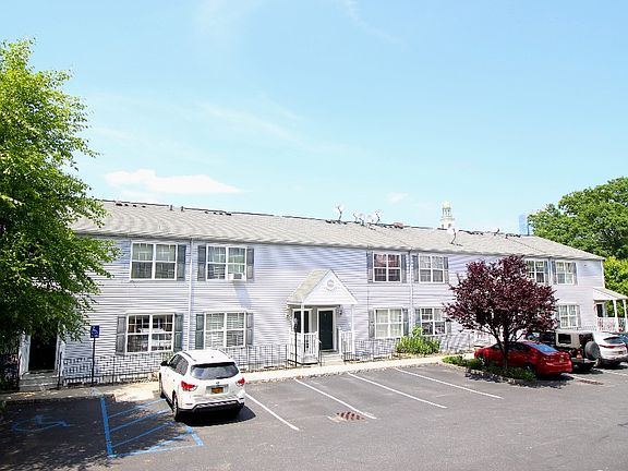 3rd image of 79 Fisher Ave APT 6
