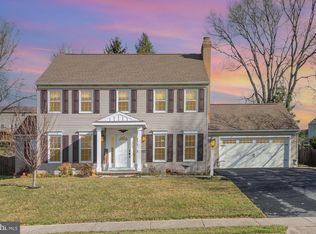 876 Hawthorne Ave, Mechanicsburg, PA 17055