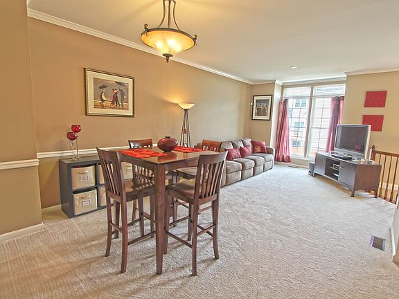 4th image of 11621 Fairfax Commons Dr