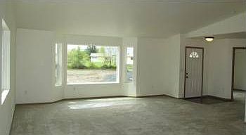 4th image of 11 Hauk Rd