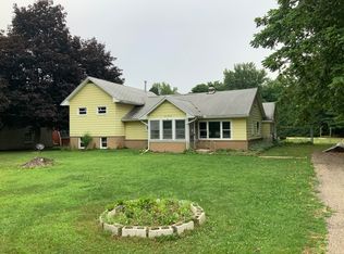 914 Hogsback Rd, Mason, MI 48854