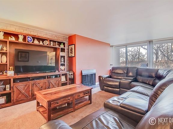 4th image of 5900 Oakwood Dr APT 1B