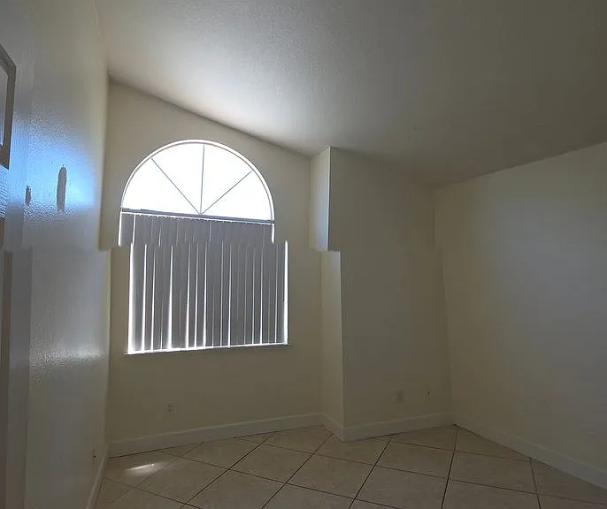 8577 Rosemary Dr — Photo 22
