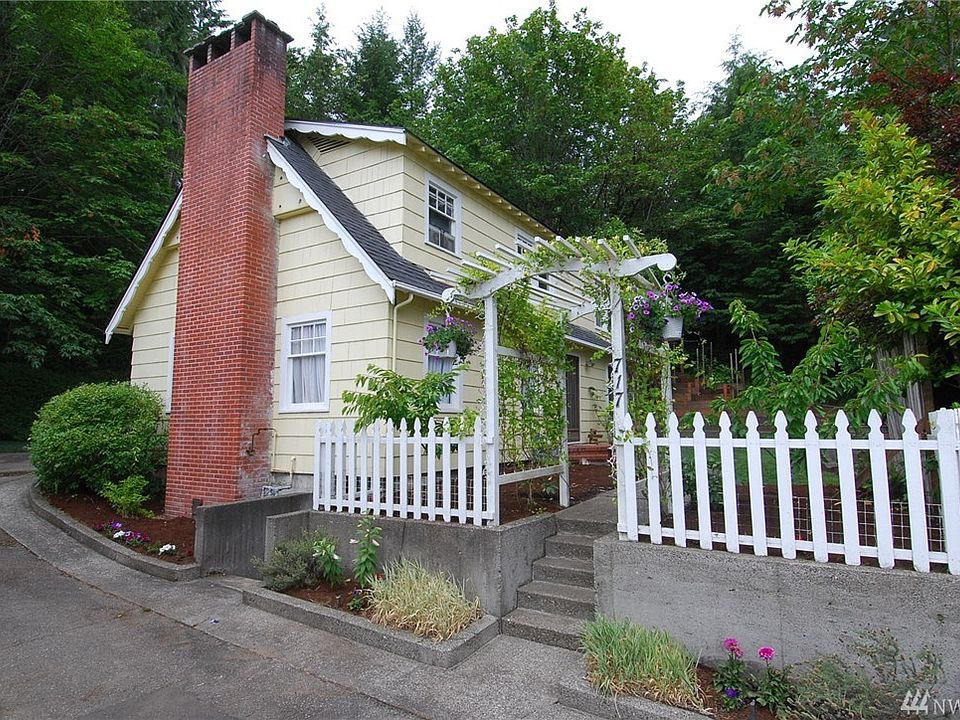 1st image of 717 N 6th St