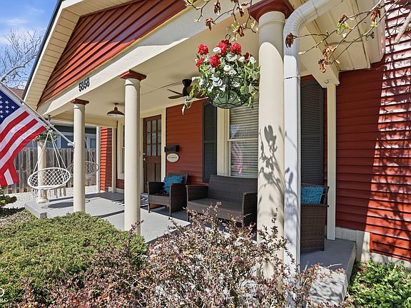 3rd image of 5858 Dewey Ave
