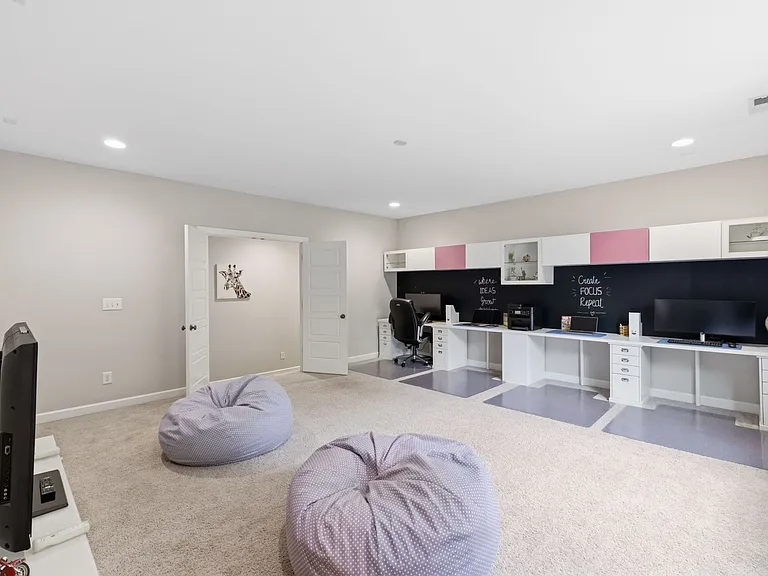 202 Tallow Tree Ct — Photo 34