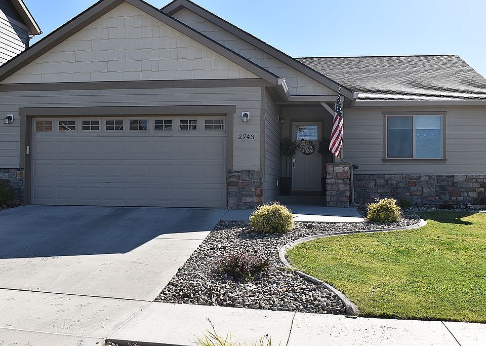 2743 Ryland Ave.