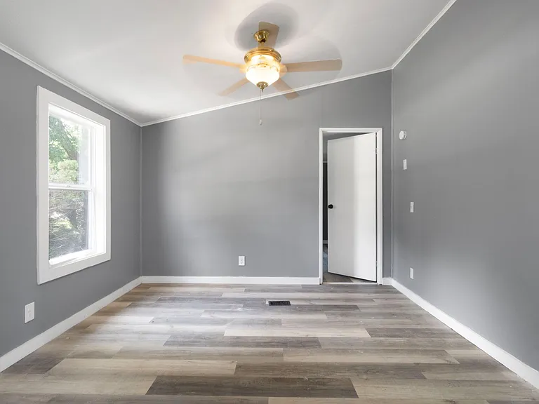 60691 Carroll St — Photo 7