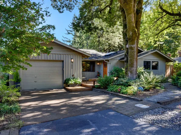 1023 Obrien St, Lake Oswego, OR 97034
