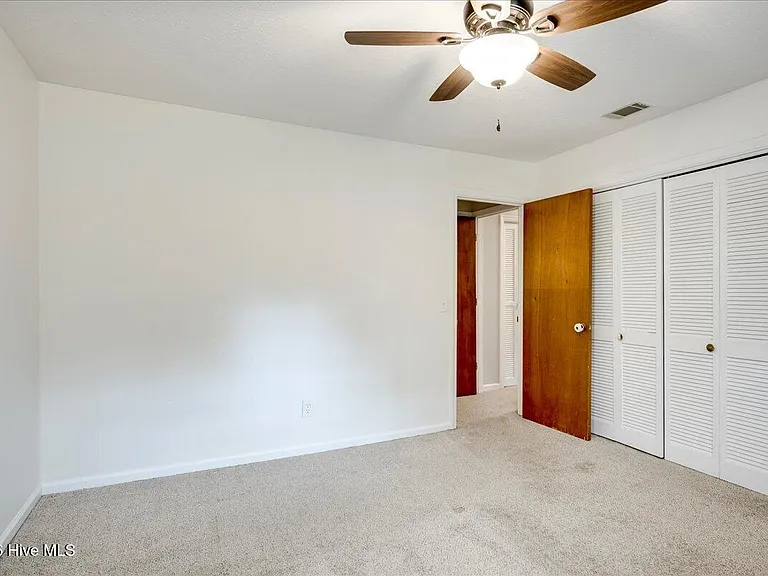 933 Campbellton Dr — Photo 18