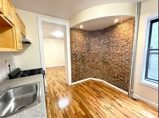 Rented by MySpaceNYC | media 3