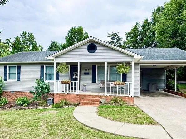 224 Aldridge Ln, Archdale, NC 27263