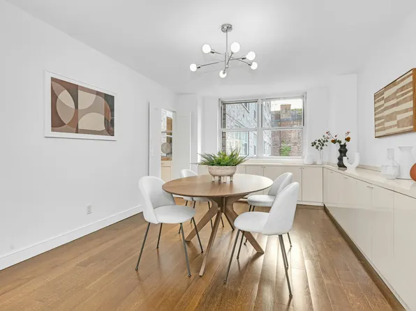501 East 79th Street 5A image 3 of 12