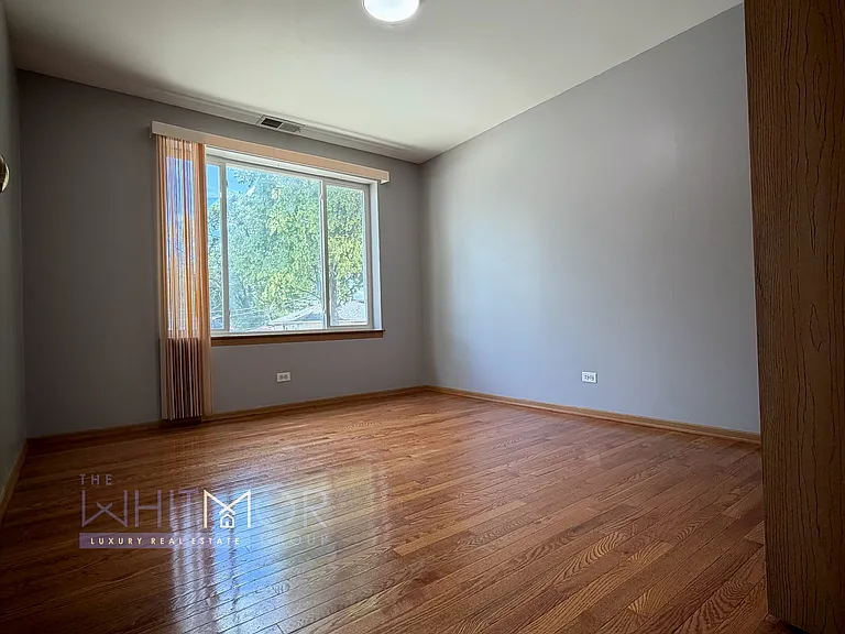 9304 S Paxton Ave #2 — Photo 18