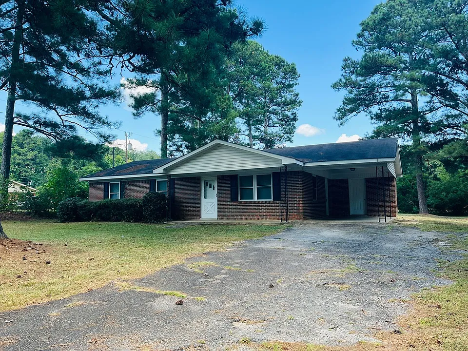 1331 Old Chipley Rd