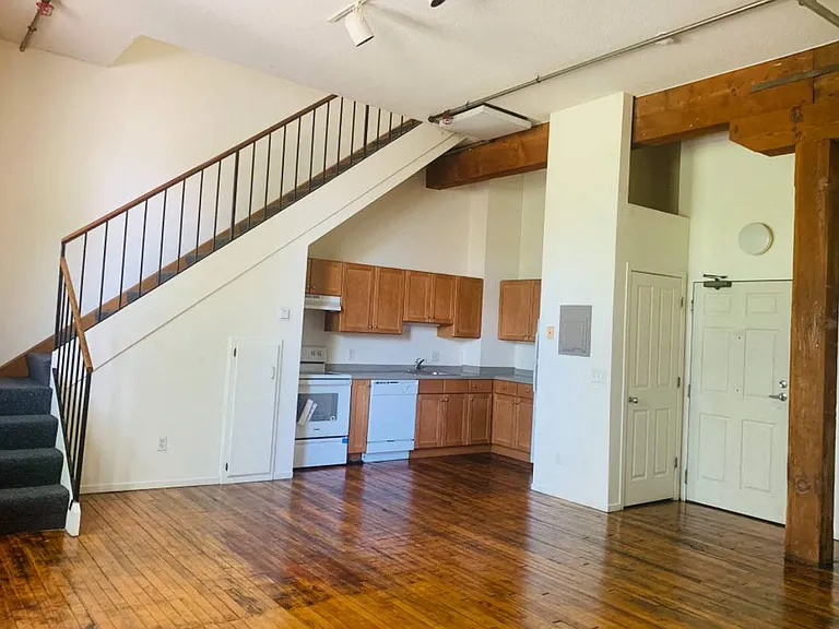 653 Artist Lofts — Photo 28