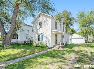 39 Stevenson Pl, Ionia, MI 48846