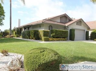 1342 Brewley Ln, Vista, CA 92081