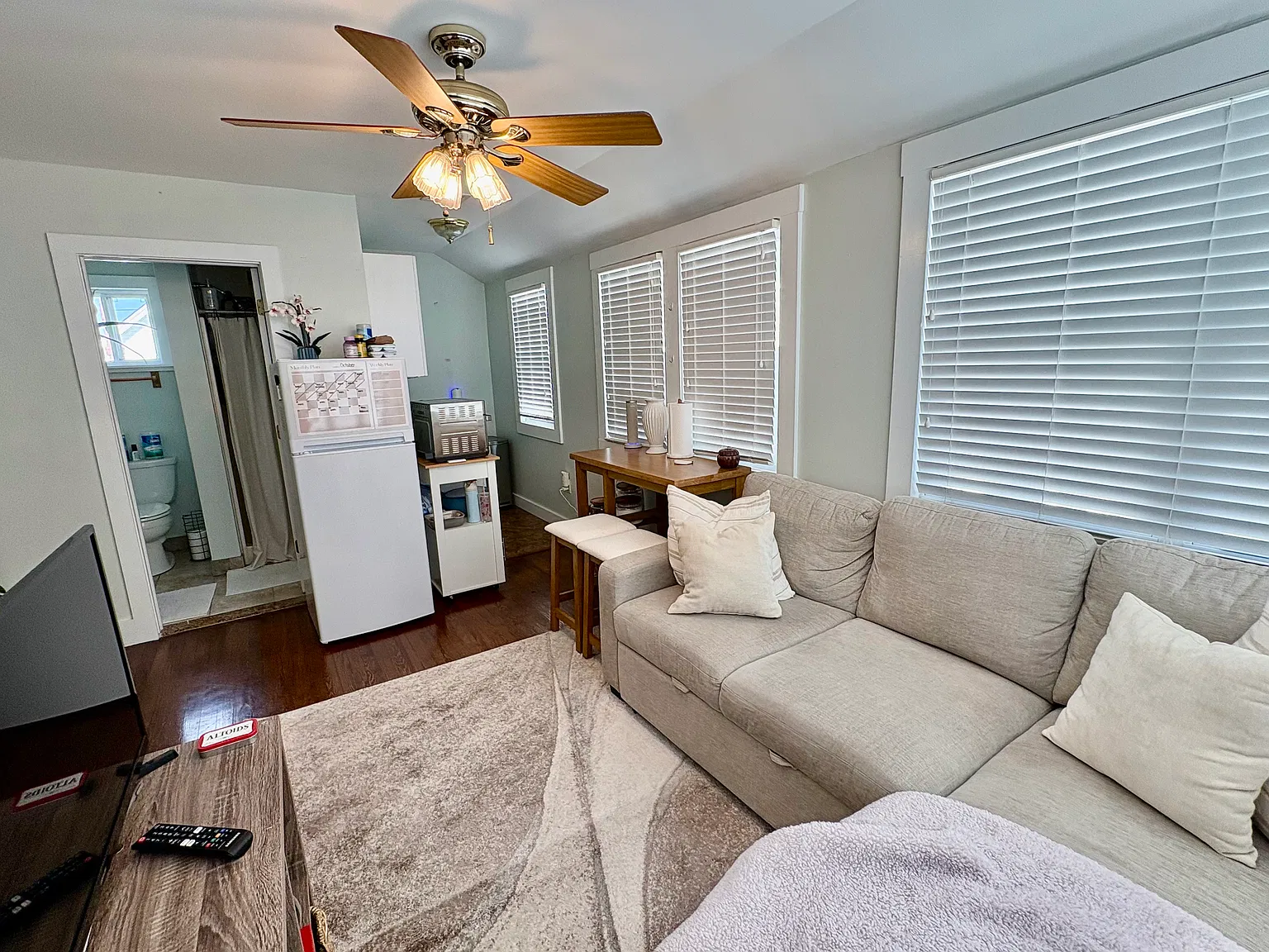 2 bed, $1,800 — Photo 1