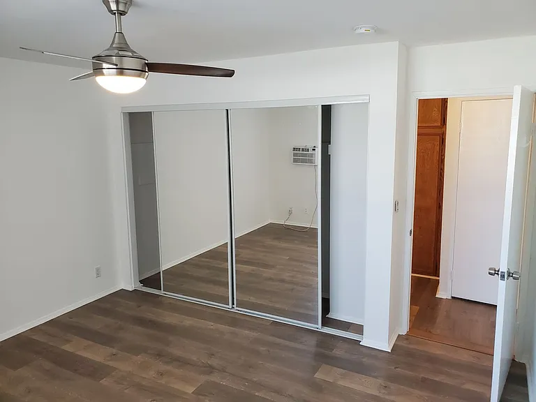 4031 McLaughlin Ave — Photo 5