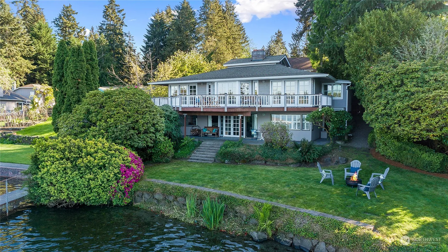 10435 Lake Steilacoom Drive SW photo 1