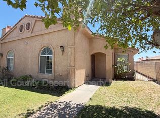 28260 Landau Blvd APT B, Cathedral City, CA 92234