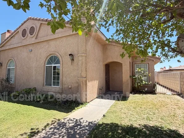 28260 Landau Blvd APT B, Cathedral City, CA 92234