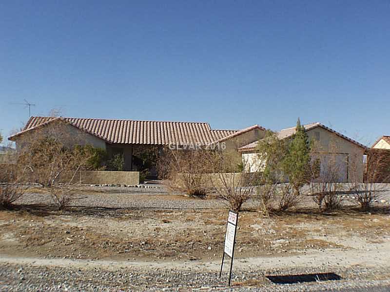 2nd image of 3860 S Rainbow Ave