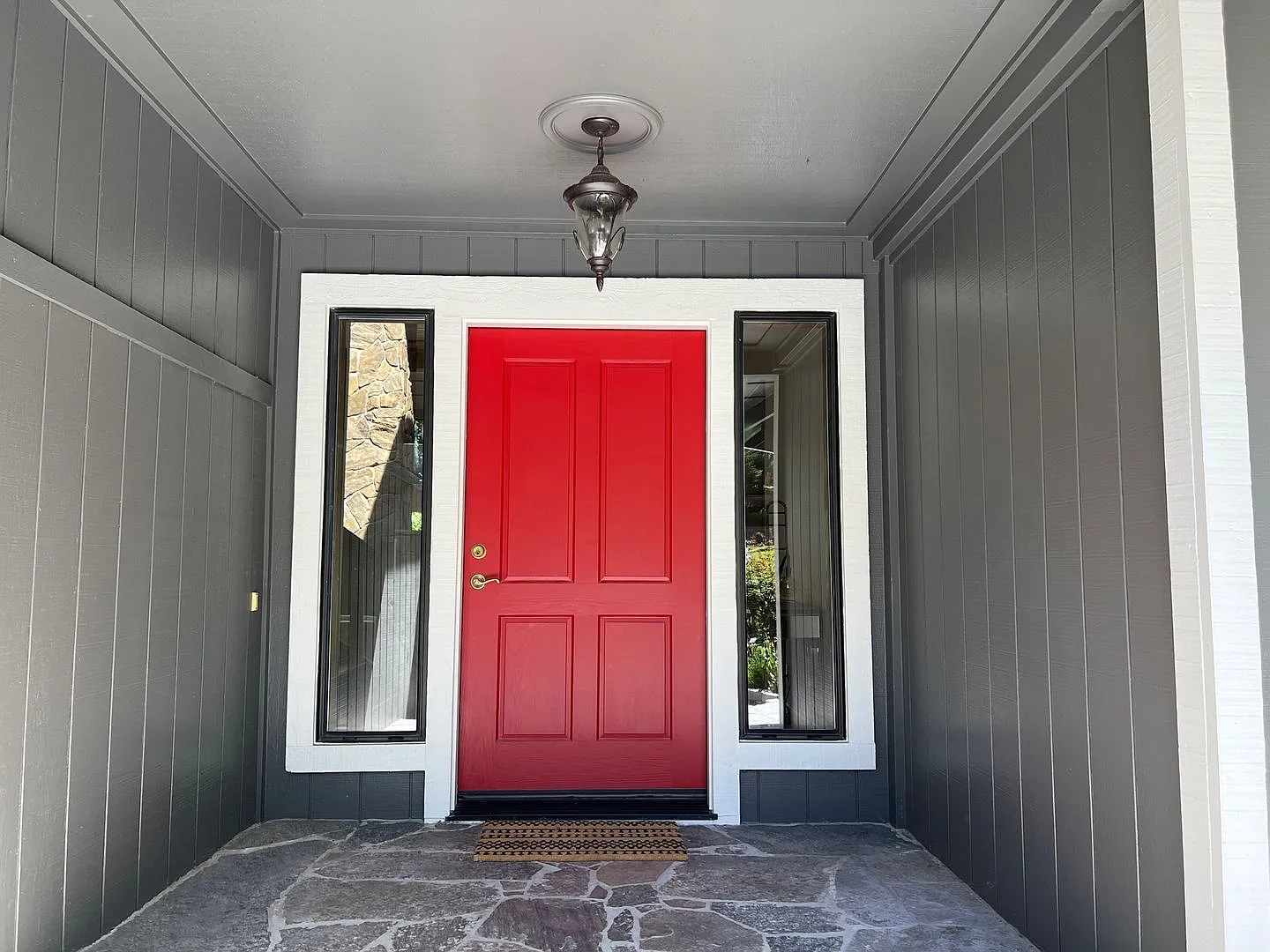Gorgeous Lakeridge Shores Home Available Now — Photo 3