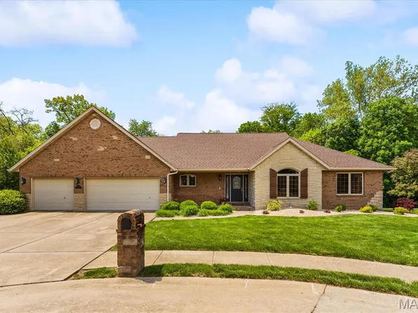 1805 Kipper Ct, O'Fallon, IL 62269