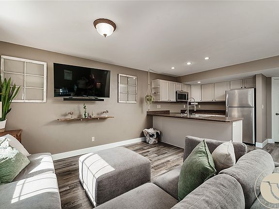 5th image of 702 Pebble Beach Rd