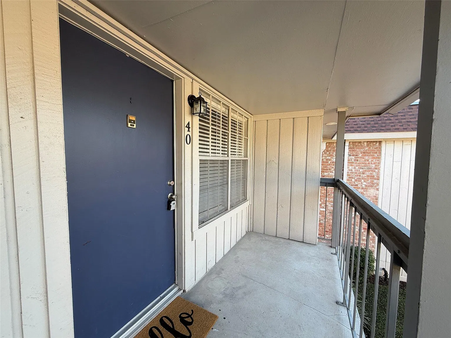 1 bed, 1.0 bath, 678 sqft, $1,400 — Photo 2
