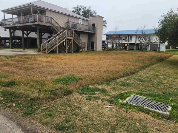 LOT 6 Iris Ln, Grand Isle, LA 70358