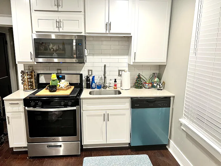 3954 Miami St #1E — Photo 4