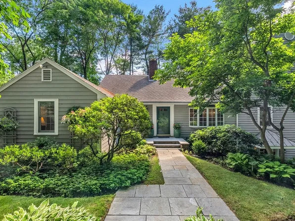 44 Old Rd, Weston, MA 02493