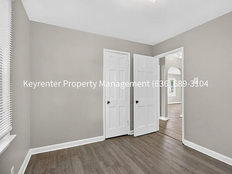6317 Abbott Dr — Photo 10