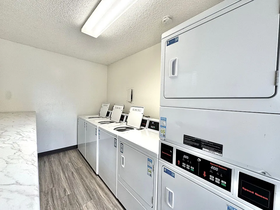 Fletcher Hills Apartments