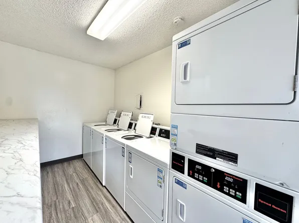 Fletcher Hills Apartments