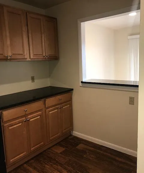 1601 Delaware Ave #26C — Photo 4