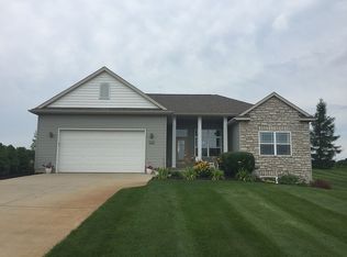 7364 Juniper Ln, Portland, MI 48875