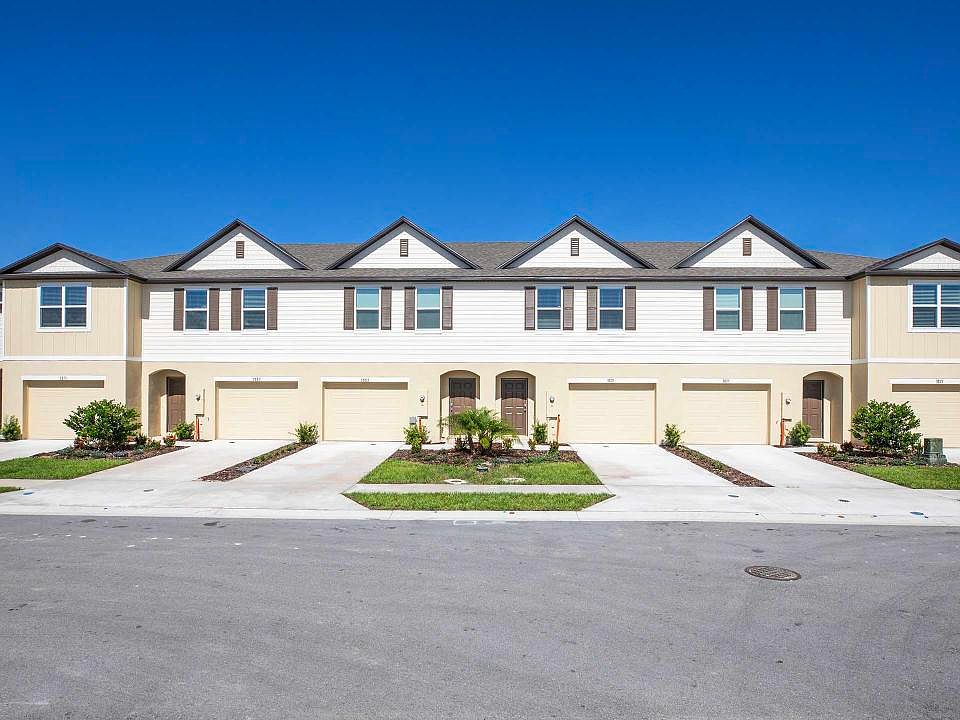 The only new townhome community offering 3 bedroom, 2.5 bath, and 1 car oversized garages in Lakelan