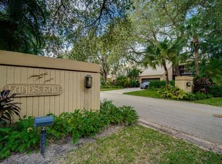 713 Saint Albans Dr #713, Boca Raton, FL 33486