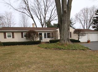 1418 Dixie Dr, Rockford, IL 61108